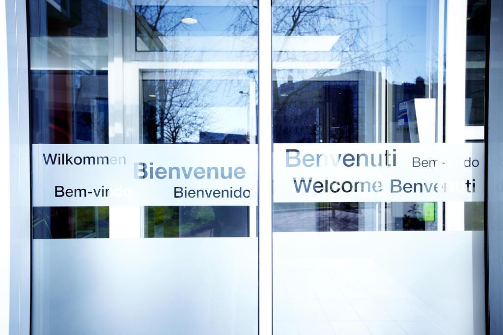 Campanile Paris Ouest - Gennevilliers Barbanniers Hotel Exterior foto